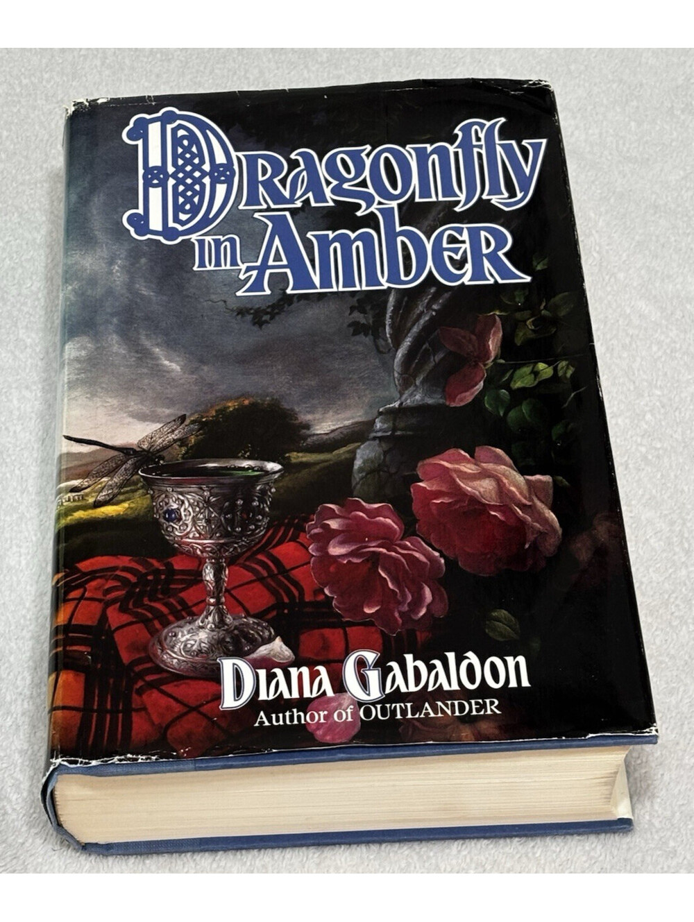 Dragonfly In Amber by Diana Gabaldon || HC/DJ (1992) || Outlander Series